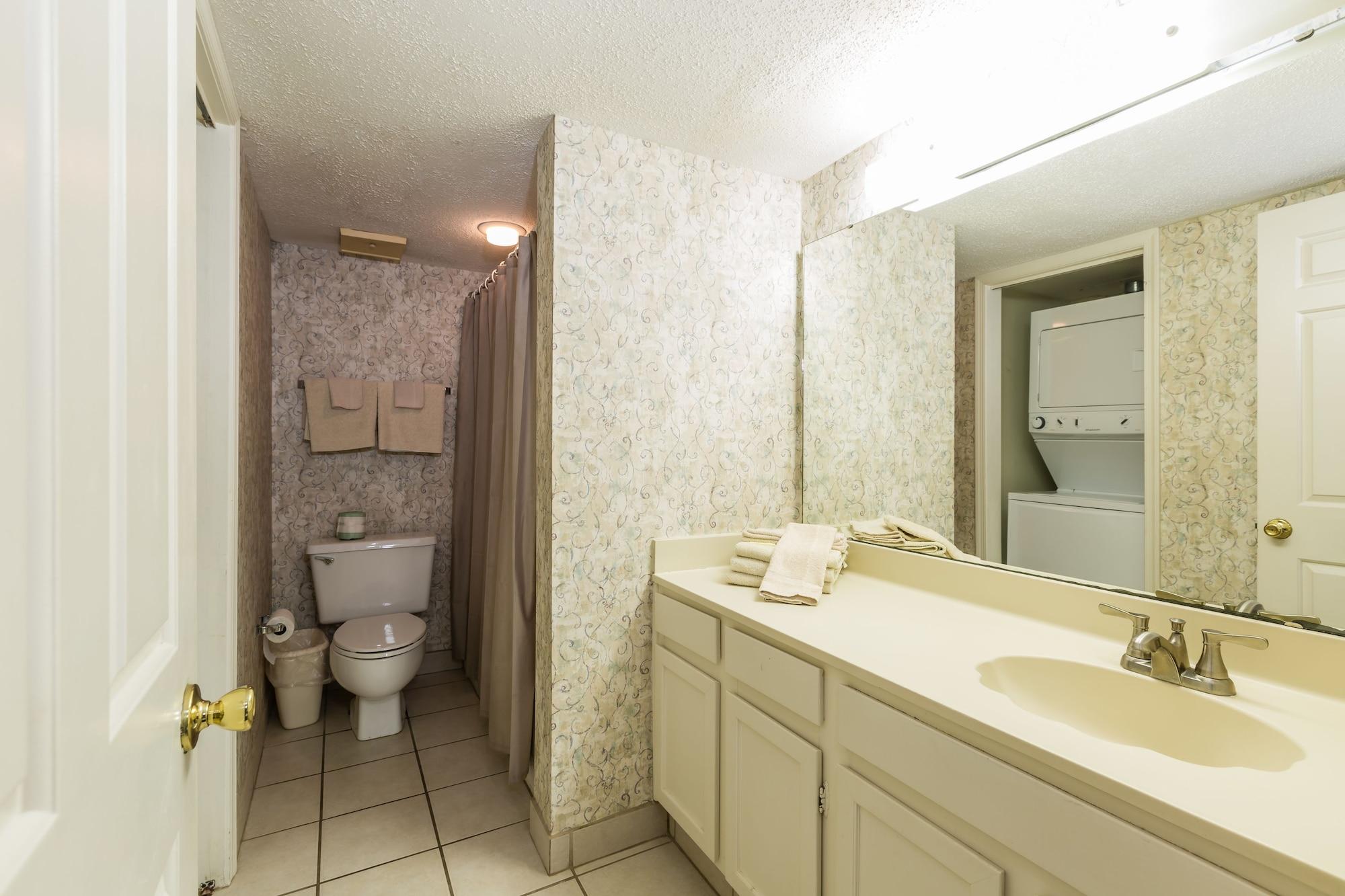 Ocean Towers Resort Atlantic Beach Esterno foto