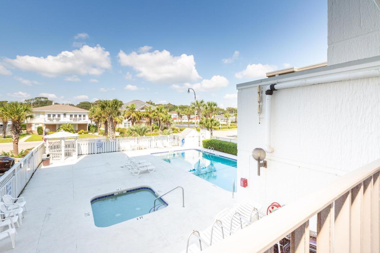 Ocean Towers Resort Atlantic Beach Esterno foto