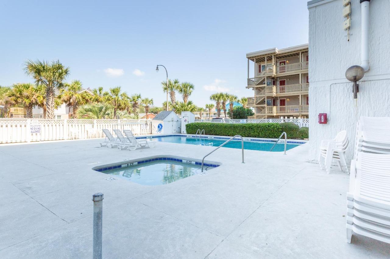 Ocean Towers Resort Atlantic Beach Esterno foto