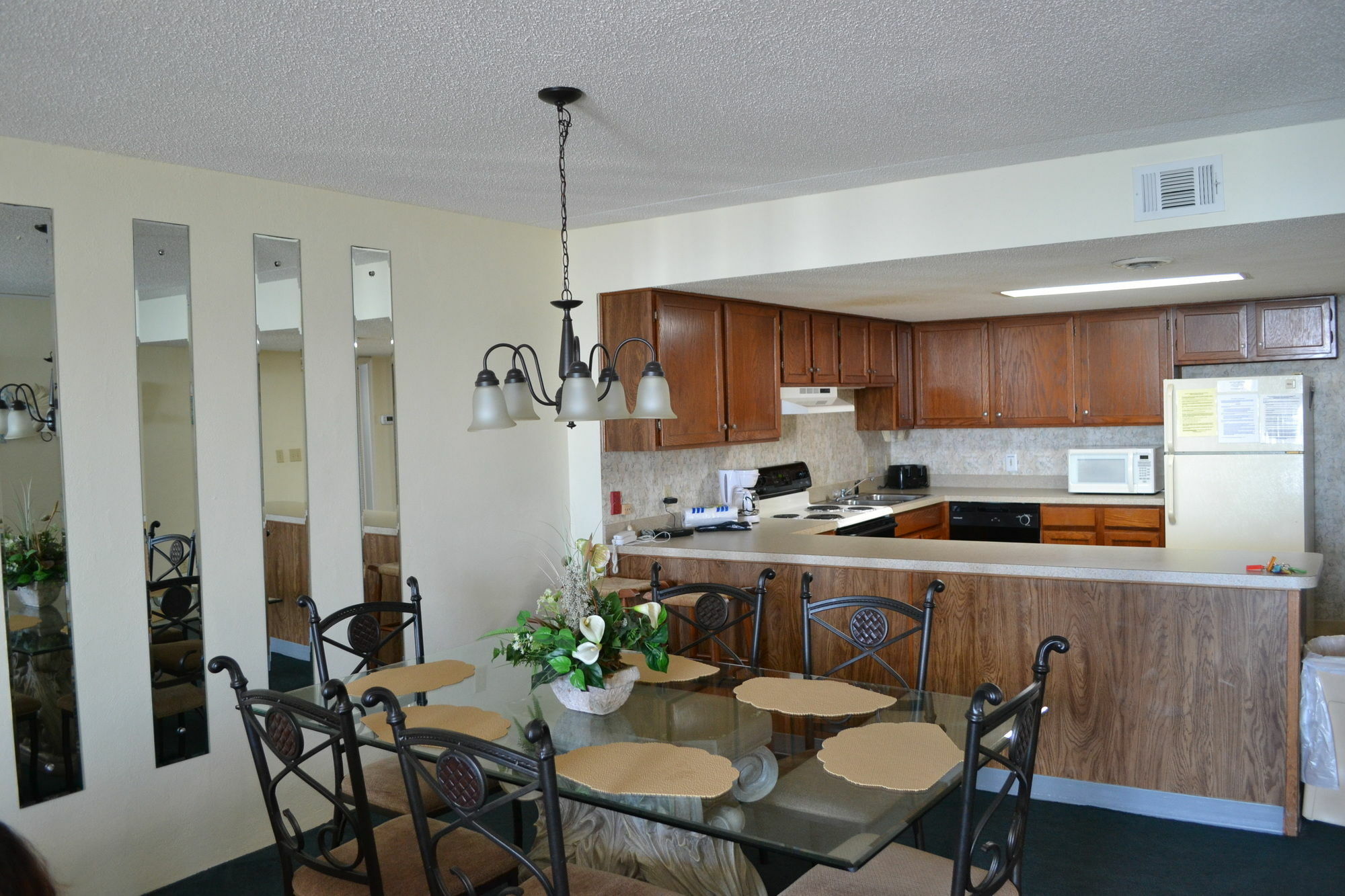 Ocean Towers Resort Atlantic Beach Esterno foto